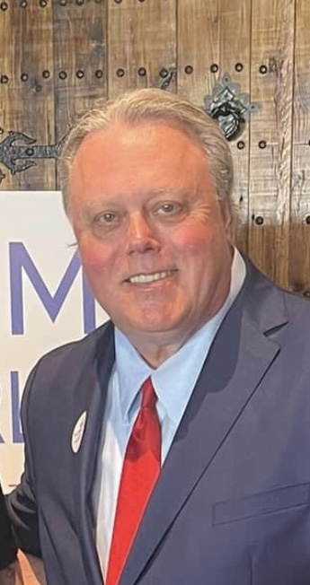 Tom  McFarland 